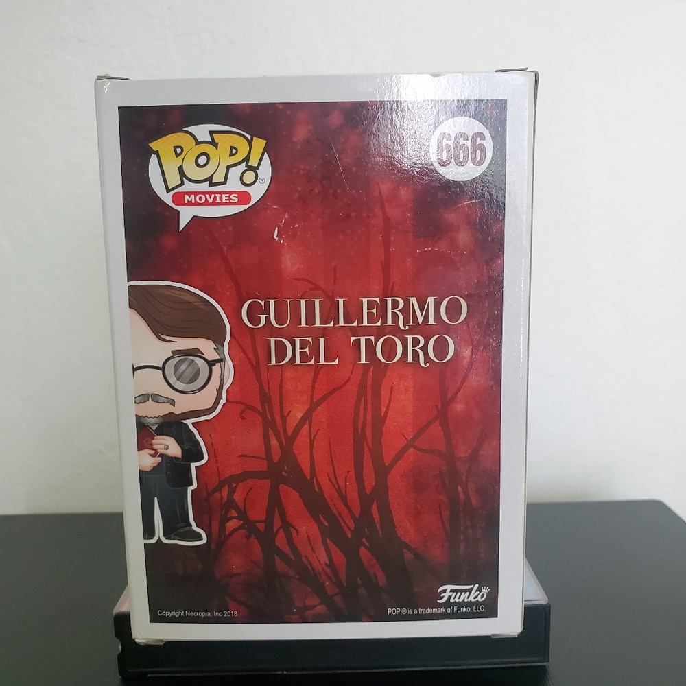 Guillermo del Toro Funko Pop Movies 666 - Picture 5 of 8